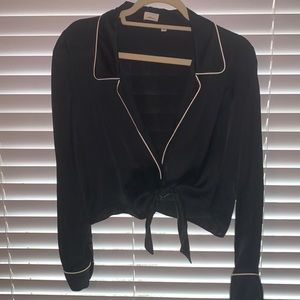 Aritzia silky blouse